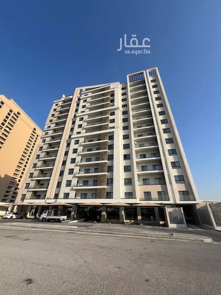 شقة للإيجار في شارع سكاكا, حي الحمراء, مدينة الخبر, المنطقة الشرقية