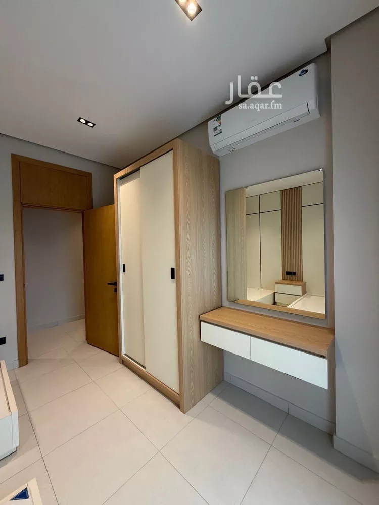 شقة للإيجار في شارع سكاكا, حي الحمراء, مدينة الخبر, المنطقة الشرقية 7