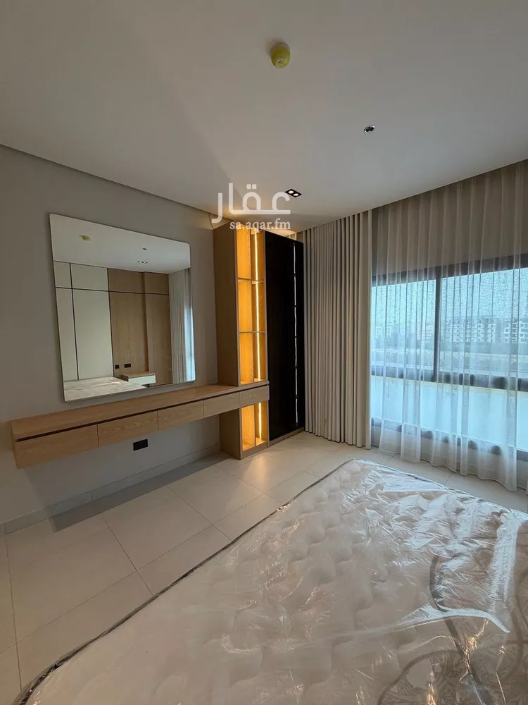 شقة للإيجار في شارع سكاكا, حي الحمراء, مدينة الخبر, المنطقة الشرقية 14