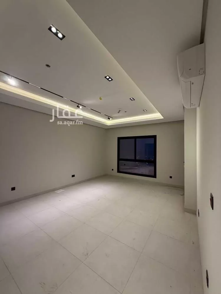 شقة للإيجار في شارع سكاكا, حي الحمراء, مدينة الخبر, المنطقة الشرقية 8