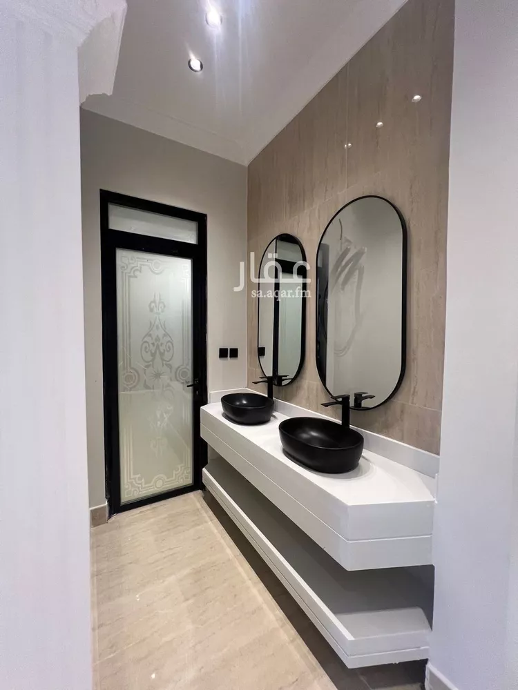 فيلا للبيع في شارع عبدالرحمن ابن كعب الانصاري, حي اللؤلؤ, مدينة الخبر, المنطقة الشرقية صورة 2