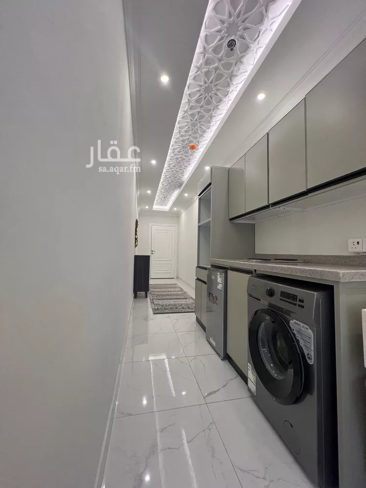 شقة للإيجار في شارع بيرين, حي الحمراء, مدينة الخبر, المنطقة الشرقية