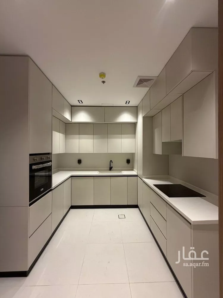 شقة للإيجار في شارع سكاكا, حي الحمراء, مدينة الخبر, المنطقة الشرقية صورة 3