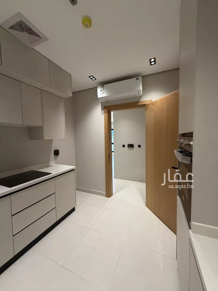 شقة للإيجار في شارع سكاكا, حي الحمراء, مدينة الخبر, المنطقة الشرقية صورة 3