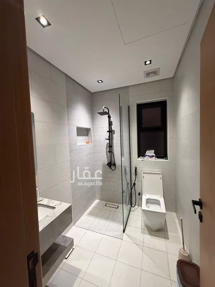 شقة للإيجار في شارع سكاكا, حي الحمراء, مدينة الخبر, المنطقة الشرقية صورة 5