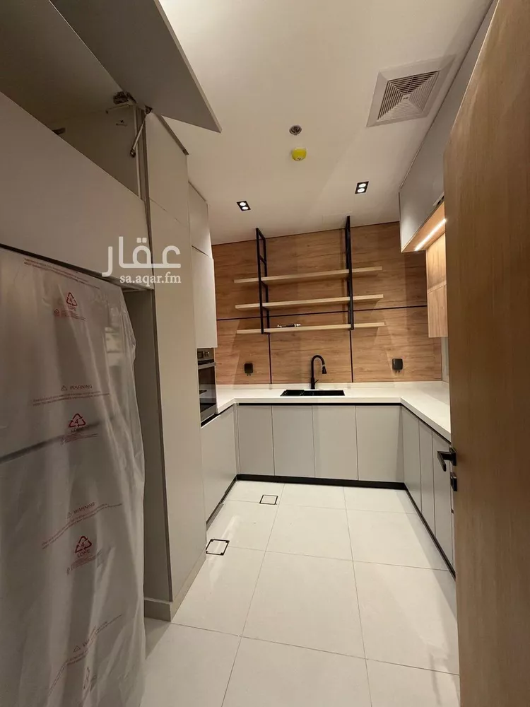 شقة للإيجار في شارع سكاكا, حي الحمراء, مدينة الخبر, المنطقة الشرقية صورة 4