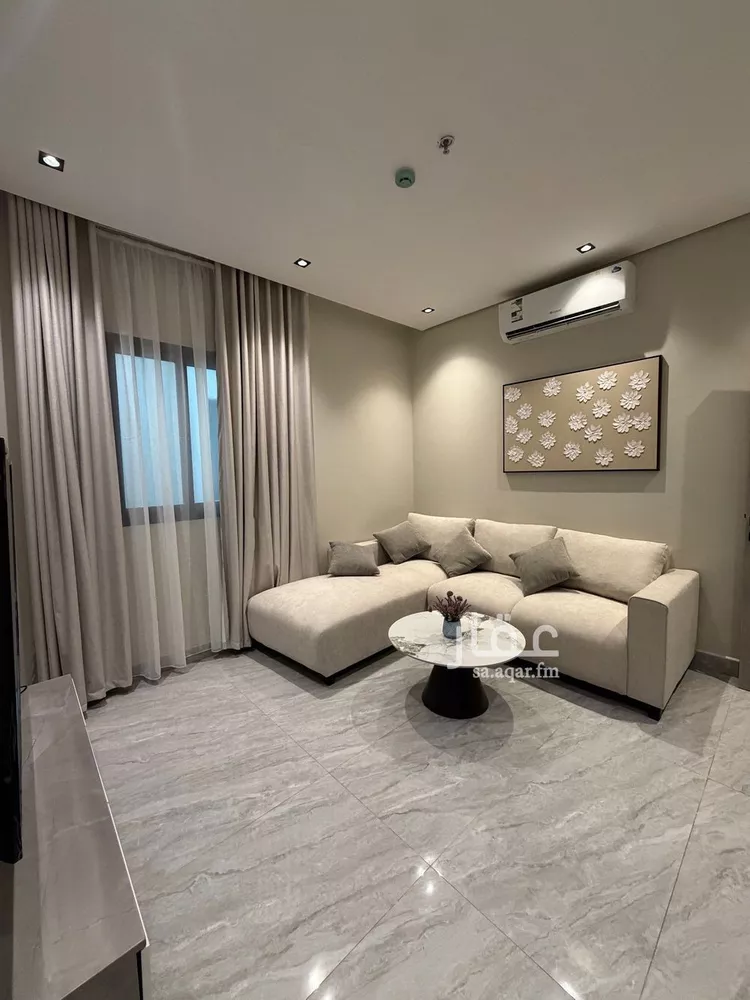 شقة للإيجار في شارع بقيق, حي الحمراء, مدينة الخبر, المنطقة الشرقية