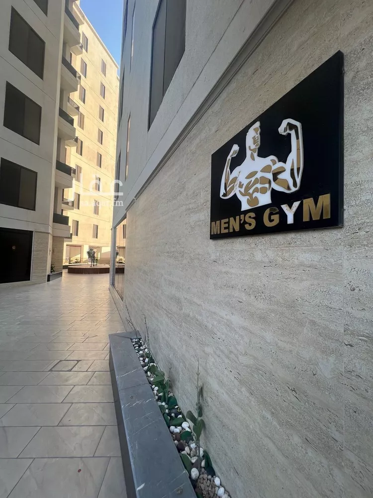 شقة للبيع في شارع الملك عبد الله, حي الشاطئ الغربي, مدينة الدمام, المنطقة الشرقية صورة 2