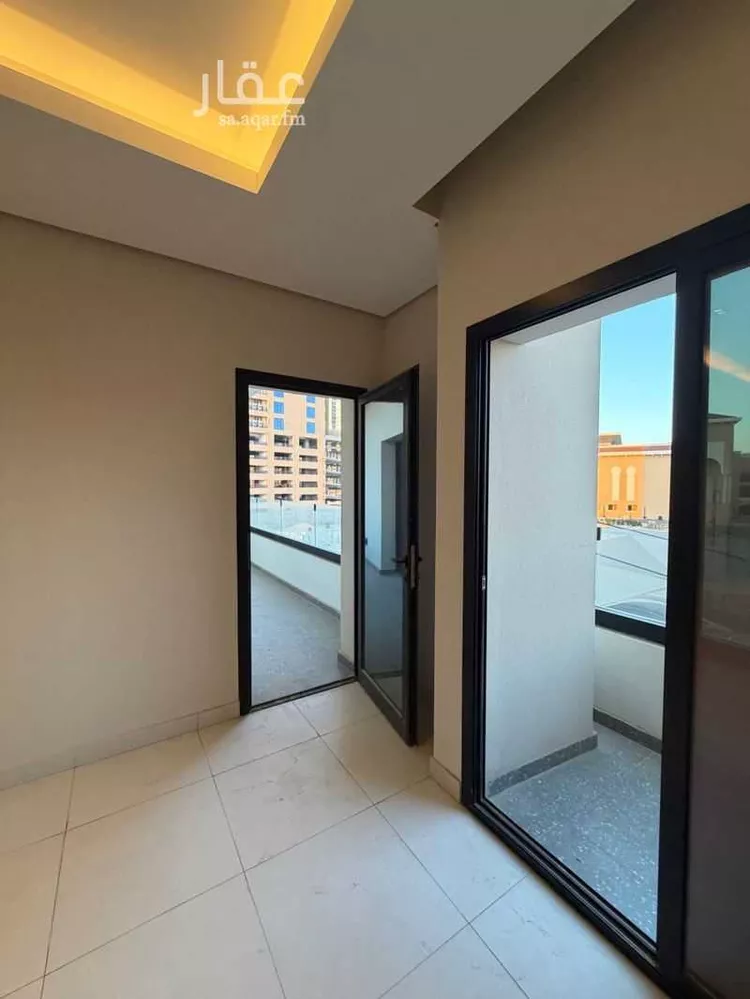 شقة للإيجار في شارع سكاكا, حي الحمراء, مدينة الخبر, المنطقة الشرقية صورة 4