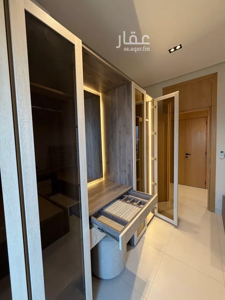 شقة للإيجار في شارع سكاكا, حي الحمراء, مدينة الخبر, المنطقة الشرقية صورة 5