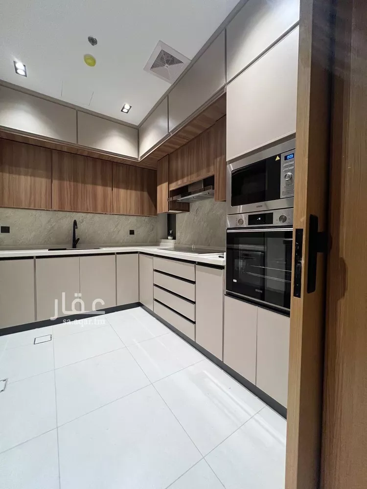 شقة للإيجار في شارع سكاكا, حي الحمراء, مدينة الخبر, المنطقة الشرقية صورة 5