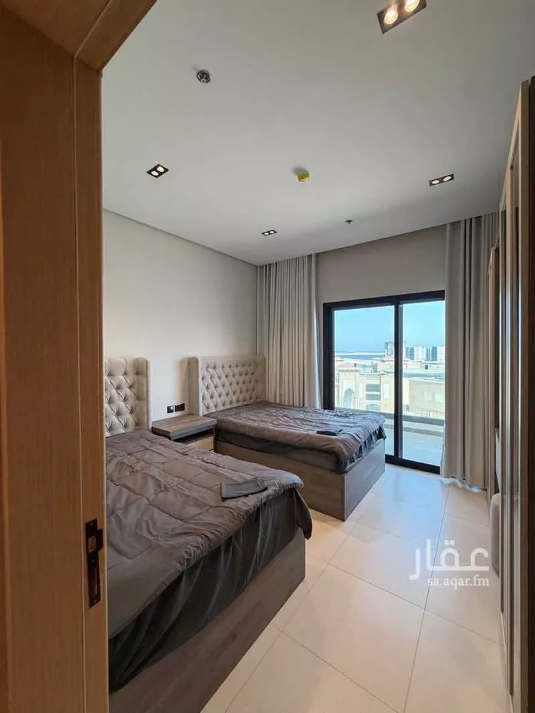 شقة للإيجار في شارع سكاكا, حي الحمراء, مدينة الخبر, المنطقة الشرقية 8