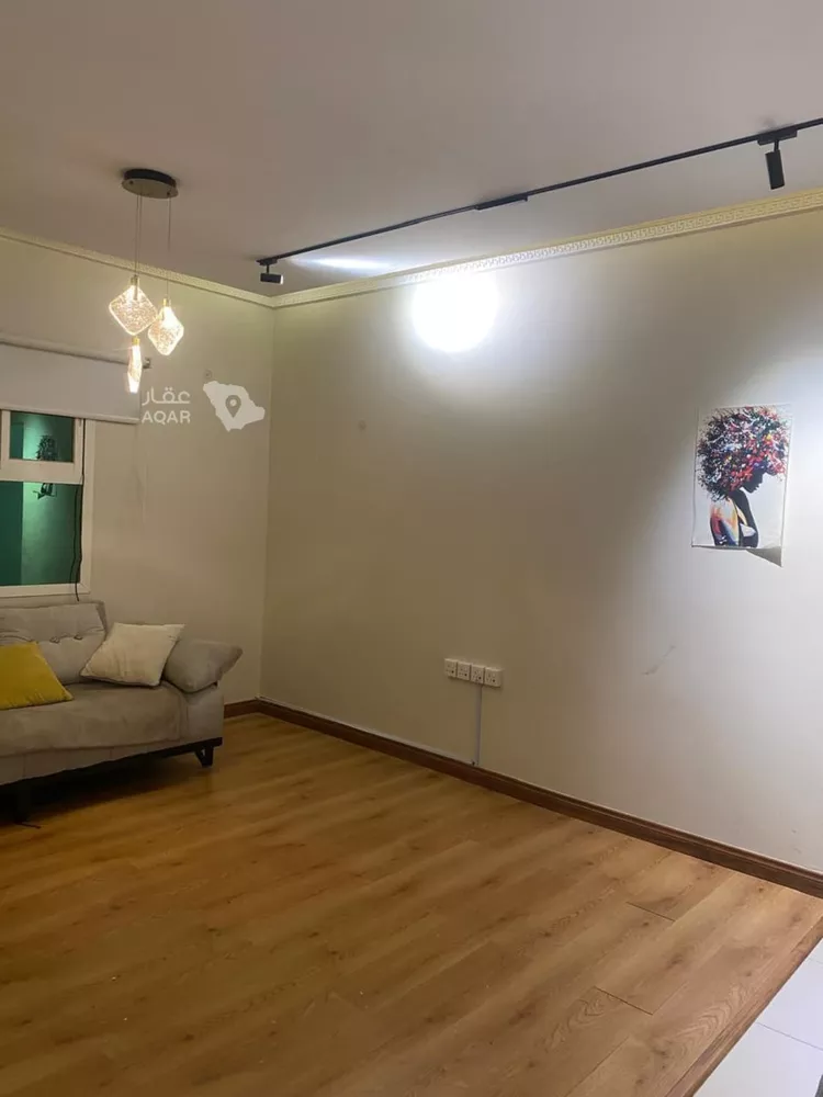 عمارة للإيجار في شارع الفرسان, حي المونسية, مدينة الرياض, منطقة الرياض 7