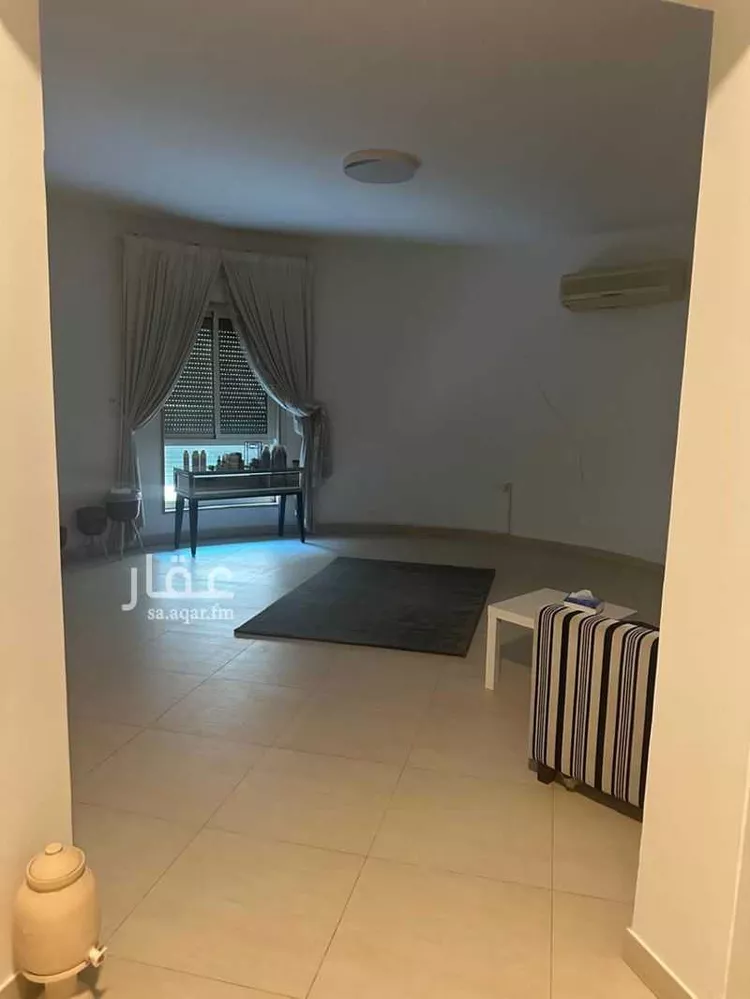 فيلا للبيع في شارع السعادة, حي الياسمين, مدينة الرياض, منطقة الرياض صورة 4