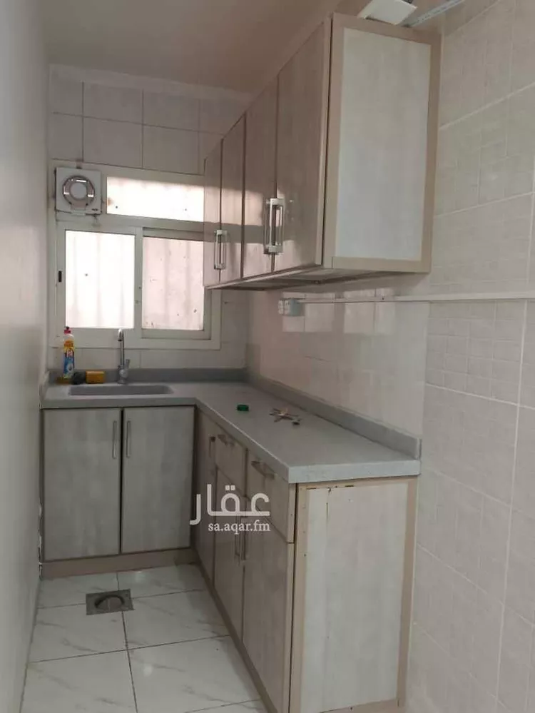 عمارة للإيجار في شارع عبدالله ابن سعود ابن عبدالعزيز الفرعي, حي الحمراء, مدينة الرياض, منطقة الرياض صورة 2