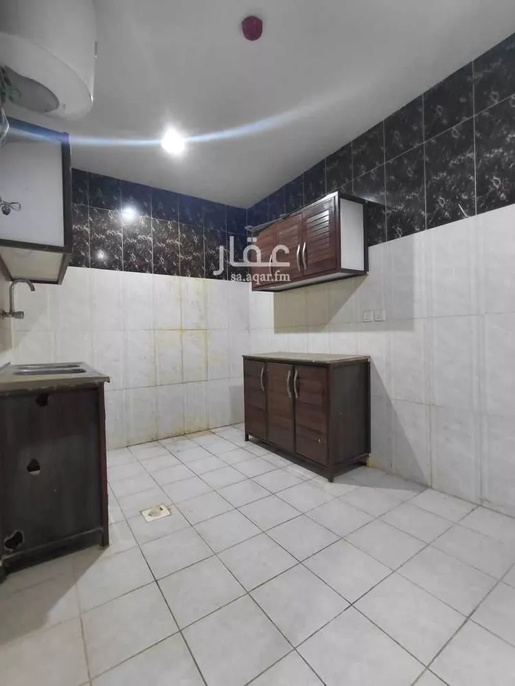 مكتب تجاري للإيجار في شارع حفصة بنت عمر, حي الروضة, مدينة الرياض, منطقة الرياض صورة 5