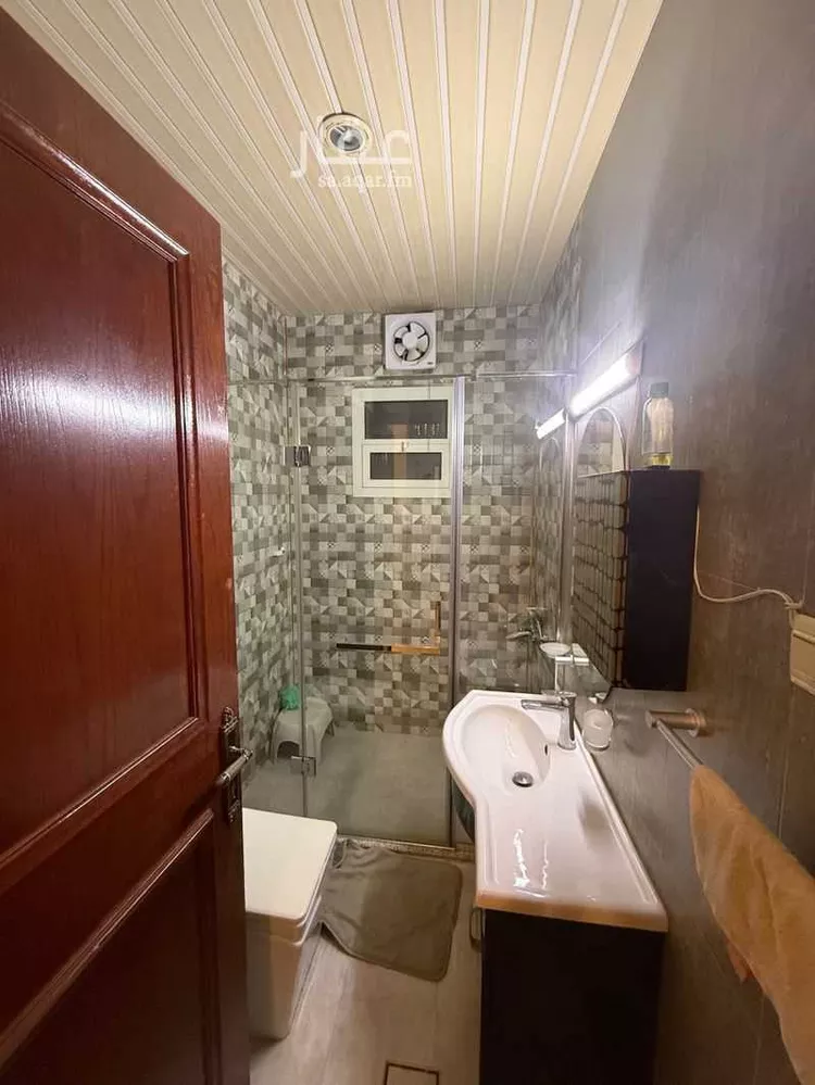 شقة للإيجار في شارع الخرمة, حي الورود, مدينة الرياض, منطقة الرياض صورة 5