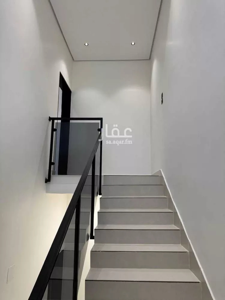 Floor for Sale in Riyadh Namar 15