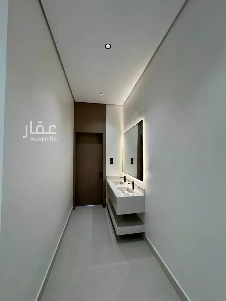 دور للبيع في شارع مخرج 25, حي نمار, مدينة الرياض, منطقة الرياض 7