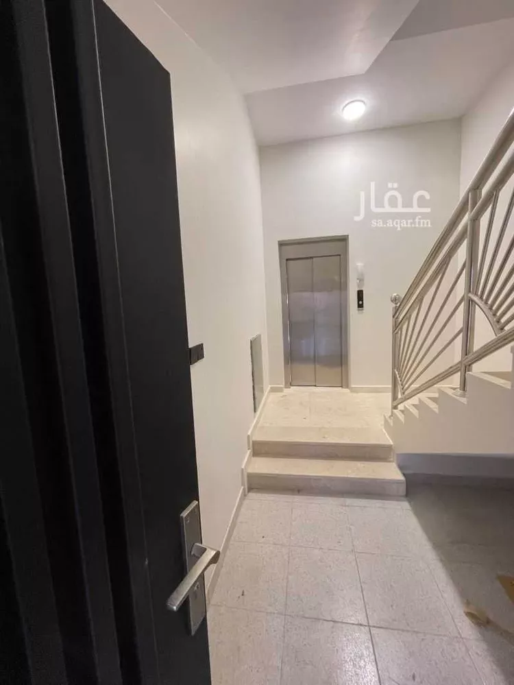 Floor for Sale in Riyadh Al Hazm 9