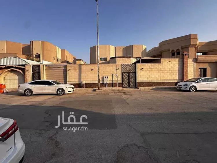 فيلا للبيع في شارع خلاس الهاجري ، حي الصفراء ، بريدة ، بريدة