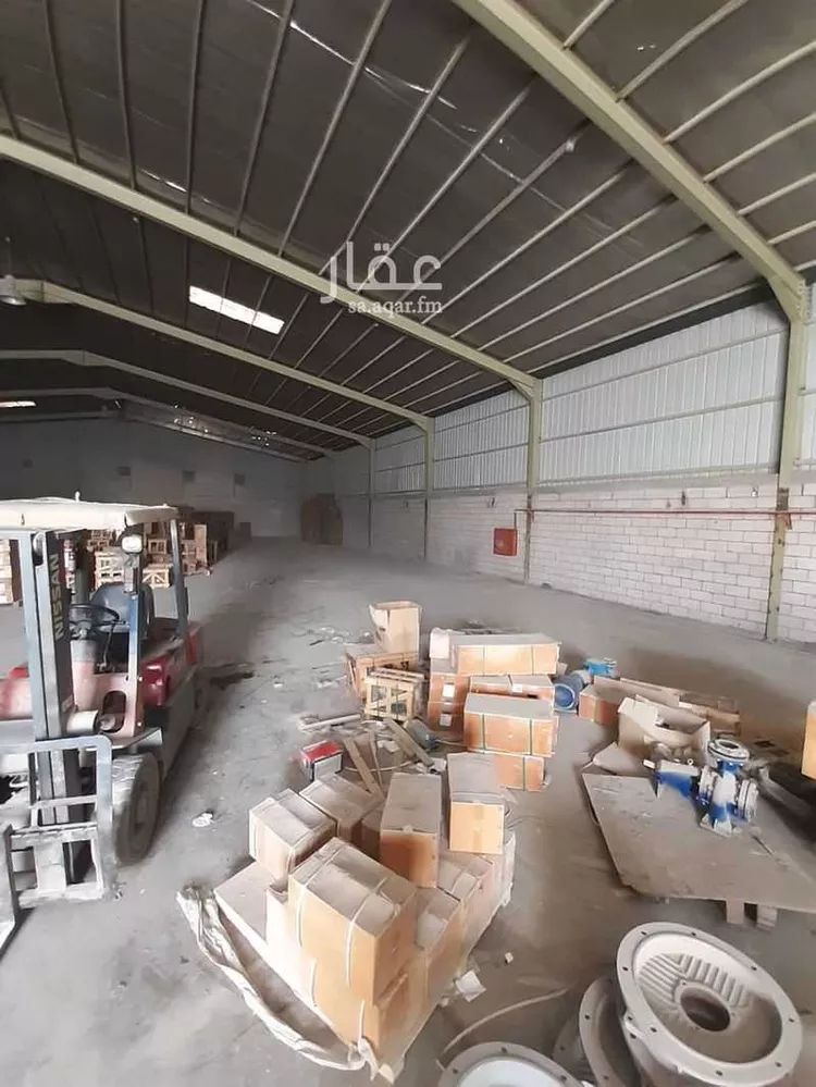 مستودع للإيجار في شارع هروب, حي المشاعل, مدينة الرياض, منطقة الرياض
