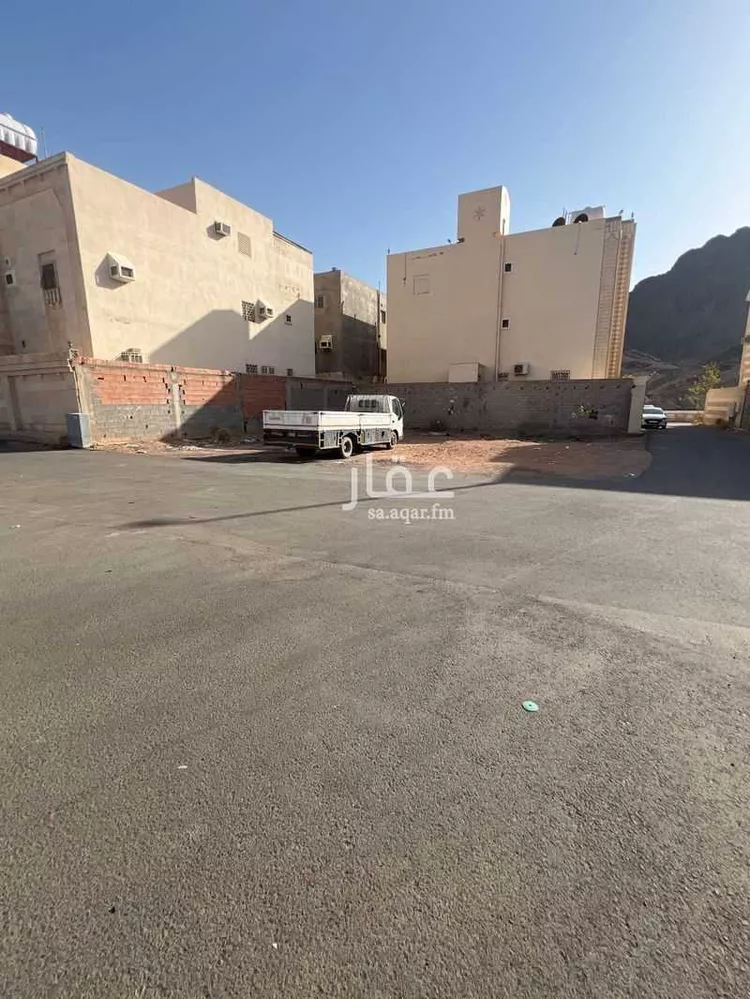 أرض للبيع في شارع عبدالله بن قيس, حي جماء أم خالد, مدينة المدينة المنورة, منطقة المدينة المنورة