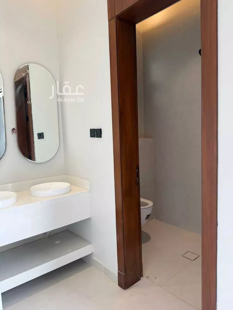 فيلا للبيع في شارع كعب بن حذيفة ، حي الشفا ، الرياض ، منطقة الرياض صورة 4
