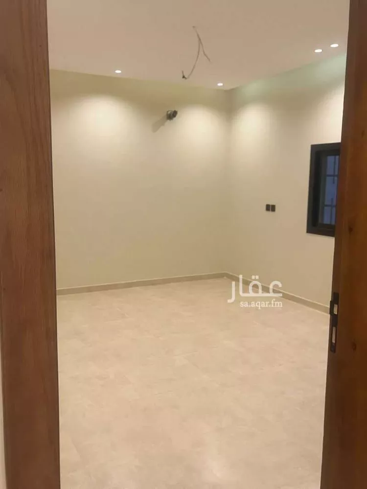 شقة للبيع في شارع أحمد عبدالرحمن قزاز, حي النخيل, مدينة تبوك, منطقة تبوك صورة 2