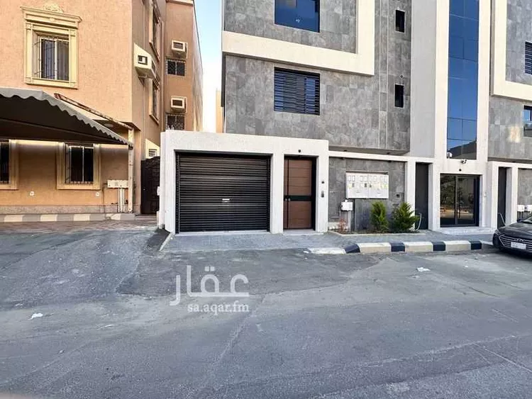 دور للإيجار في شارع ممر الحارث ، حي الموظفين ، أبها ، منطقة عسير