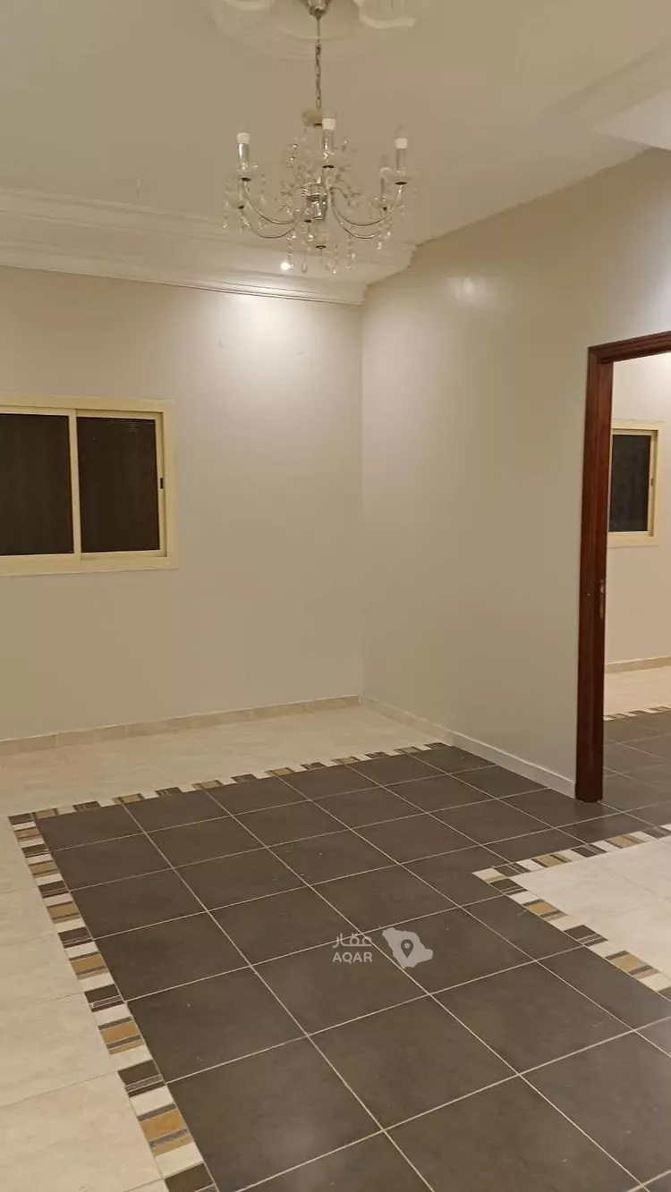 Apartment for Rent in Medina Al Khalidiyah 4