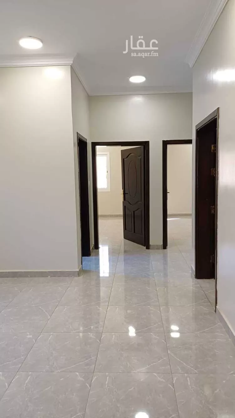 شقة للإيجار في شارع فائد ابي الورقاء, حي بنى حارثة, مدينة المدينة المنورة, منطقة المدينة المنورة