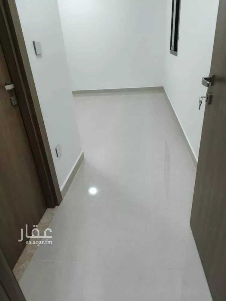 فيلا للإيجار في شارع 25240899, حي نمار, مدينة الرياض, منطقة الرياض صورة 3
