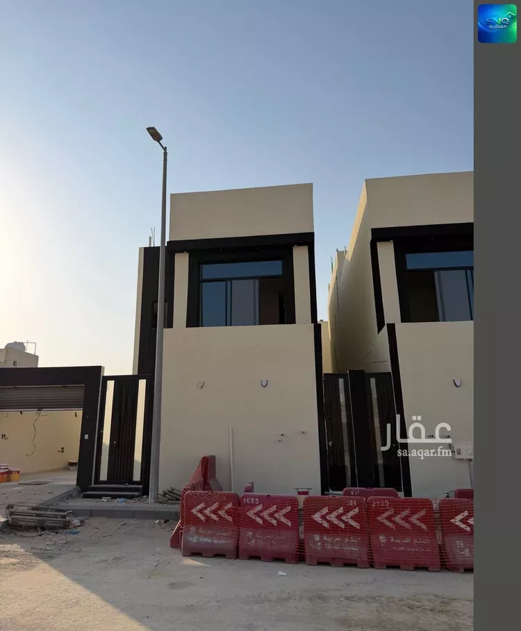 فيلا للبيع في شارع الملك خالد ابن عبدالعزيز, حي ضاحية الملك فهد, مدينة الدمام, المنطقة الشرقية صورة 2