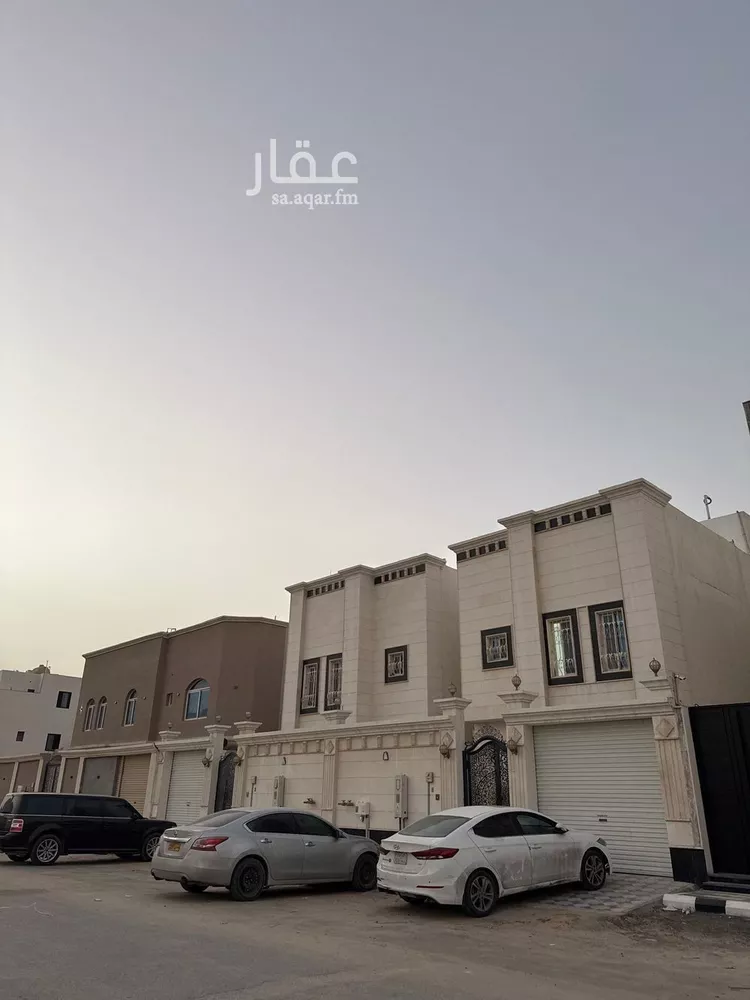 فيلا للبيع في شارع جازان, حي ضاحية الملك فهد, مدينة الدمام, المنطقة الشرقية