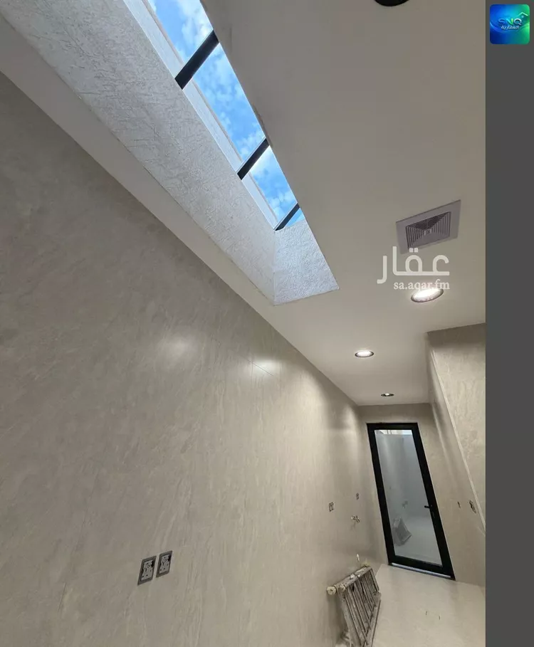 فيلا للبيع في شارع محمد الكلثومي, حي ضاحية الملك فهد, مدينة الدمام, المنطقة الشرقية صورة 2