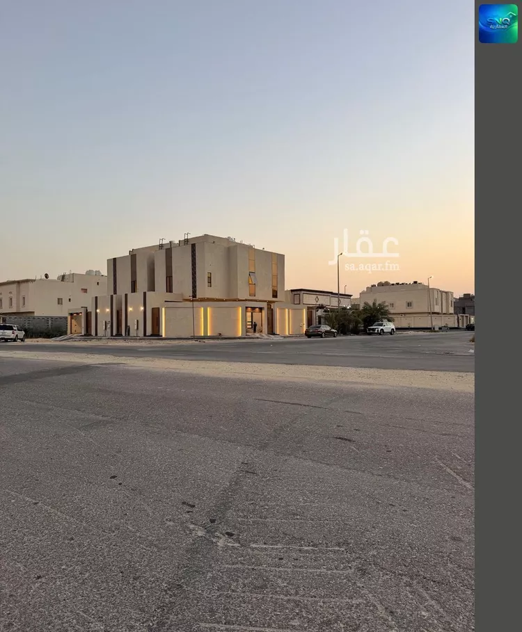 فيلا للبيع في شارع الملك خالد ابن عبدالعزيز, حي ضاحية الملك فهد, مدينة الدمام, المنطقة الشرقية صورة 2