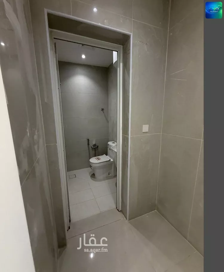Apartment for Sale in Dammam King Fahd 20
