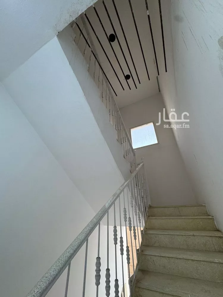 دور للبيع في شارع 33ب, حي ضاحية الملك فهد, مدينة الدمام, المنطقة الشرقية صورة 2