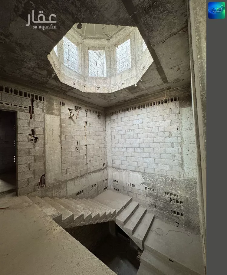 Floor for Sale in Dammam Badr 14