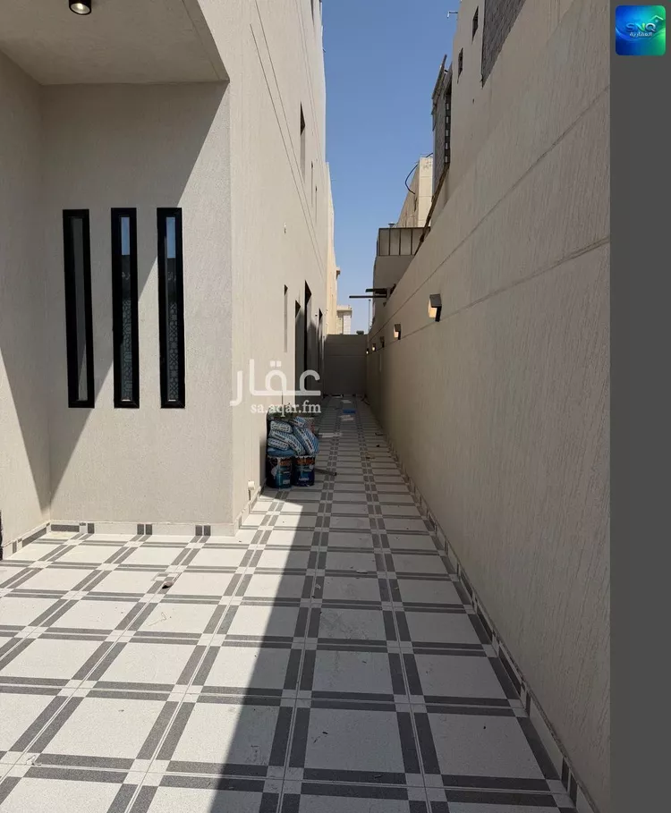 فيلا للبيع في شارع غالب بن حمزة, حي ضاحية الملك فهد, مدينة الدمام, المنطقة الشرقية صورة 3