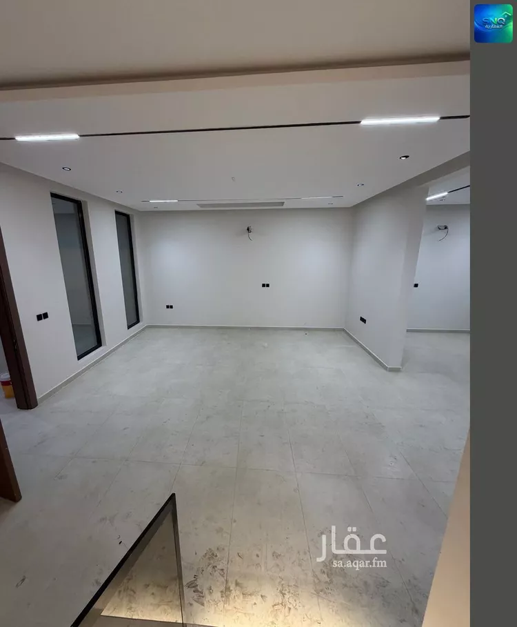 فيلا للبيع في شارع عبدالله بن بري, حي ضاحية الملك فهد, مدينة الدمام, المنطقة الشرقية 6