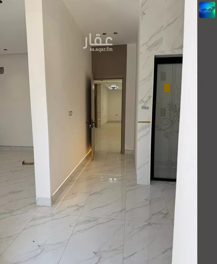 فيلا للبيع في شارع غالب بن حمزة, حي ضاحية الملك فهد, مدينة الدمام, المنطقة الشرقية صورة 5