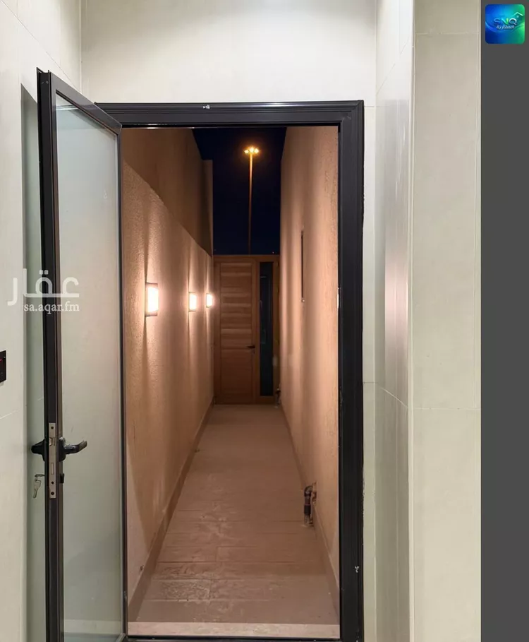 فيلا للبيع في شارع عبدالله بن بري, حي ضاحية الملك فهد, مدينة الدمام, المنطقة الشرقية صورة 4