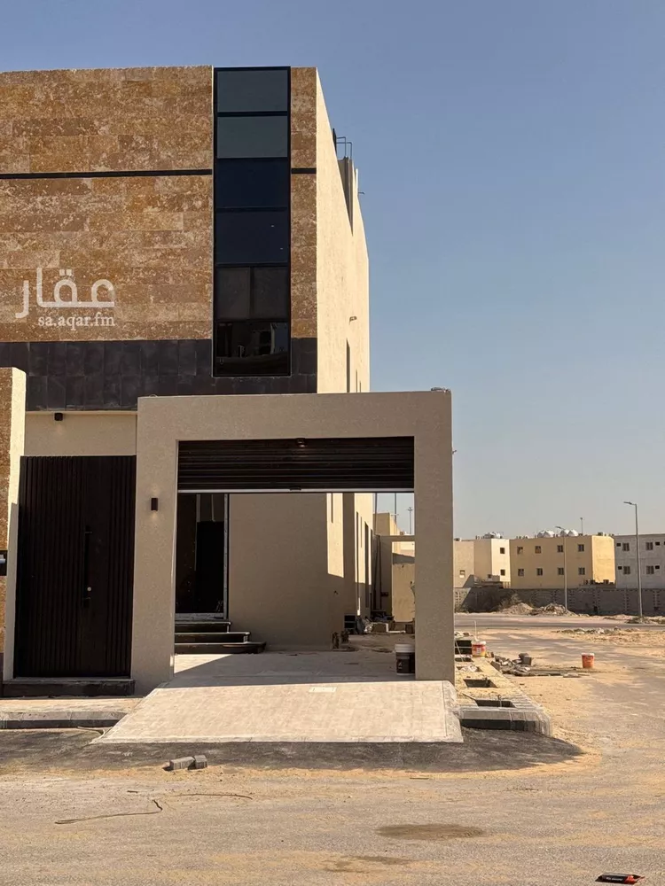 فيلا للبيع في شارع ابو محمد الخياط, حي ضاحية الملك فهد, مدينة الدمام, المنطقة الشرقية صورة 2