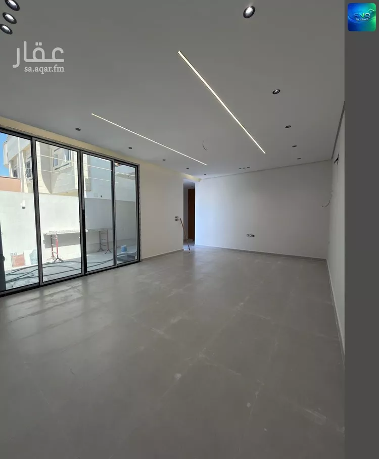 فيلا للبيع في شارع احمد الانباري, حي ضاحية الملك فهد, مدينة الدمام, المنطقة الشرقية صورة 2