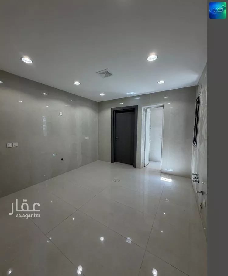 Apartment for Sale in Dammam King Fahd 11