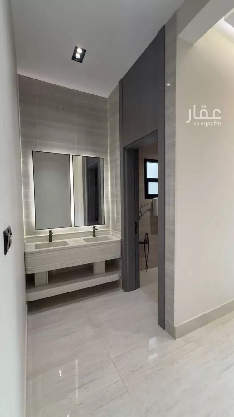 دور للبيع في شارع الرايه , حي الندوة, مدينة الرياض, منطقة الرياض 8