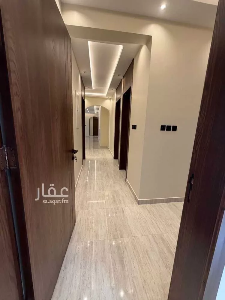 شقة للبيع في شارع العام, حي الزهور, مدينة أبها, منطقة عسير صورة 5