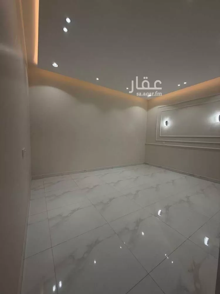 Floor for Sale in Khamis Mushait Ar Rabie 10